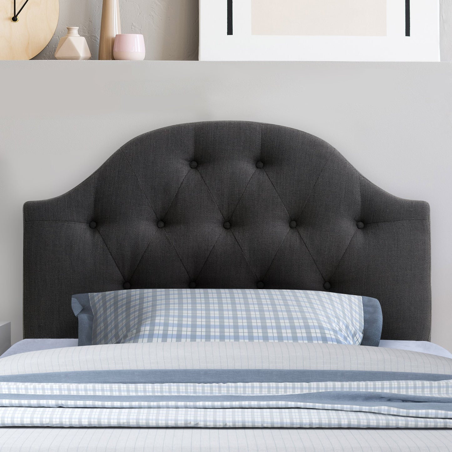 Dark grey diamond tufted headboard for twin/single bed, featuring plush upholstery, elegant button detailing, and a sturdy build, perfect for adding a touch of sophistication to any bedroom decor.